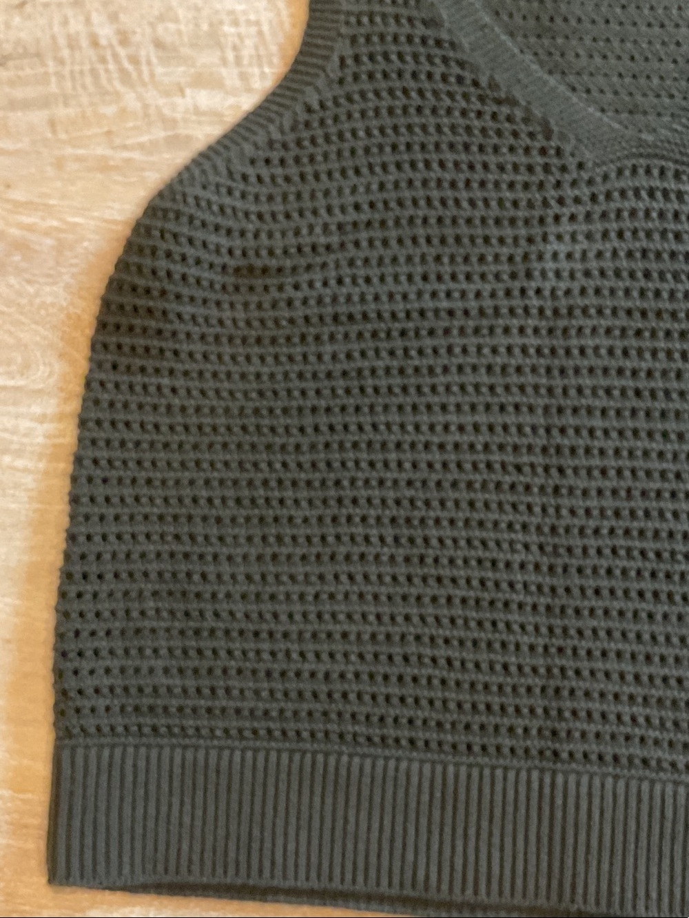 Banana Republic Olive V-Neck Knit Tank - Picture 6 of 11